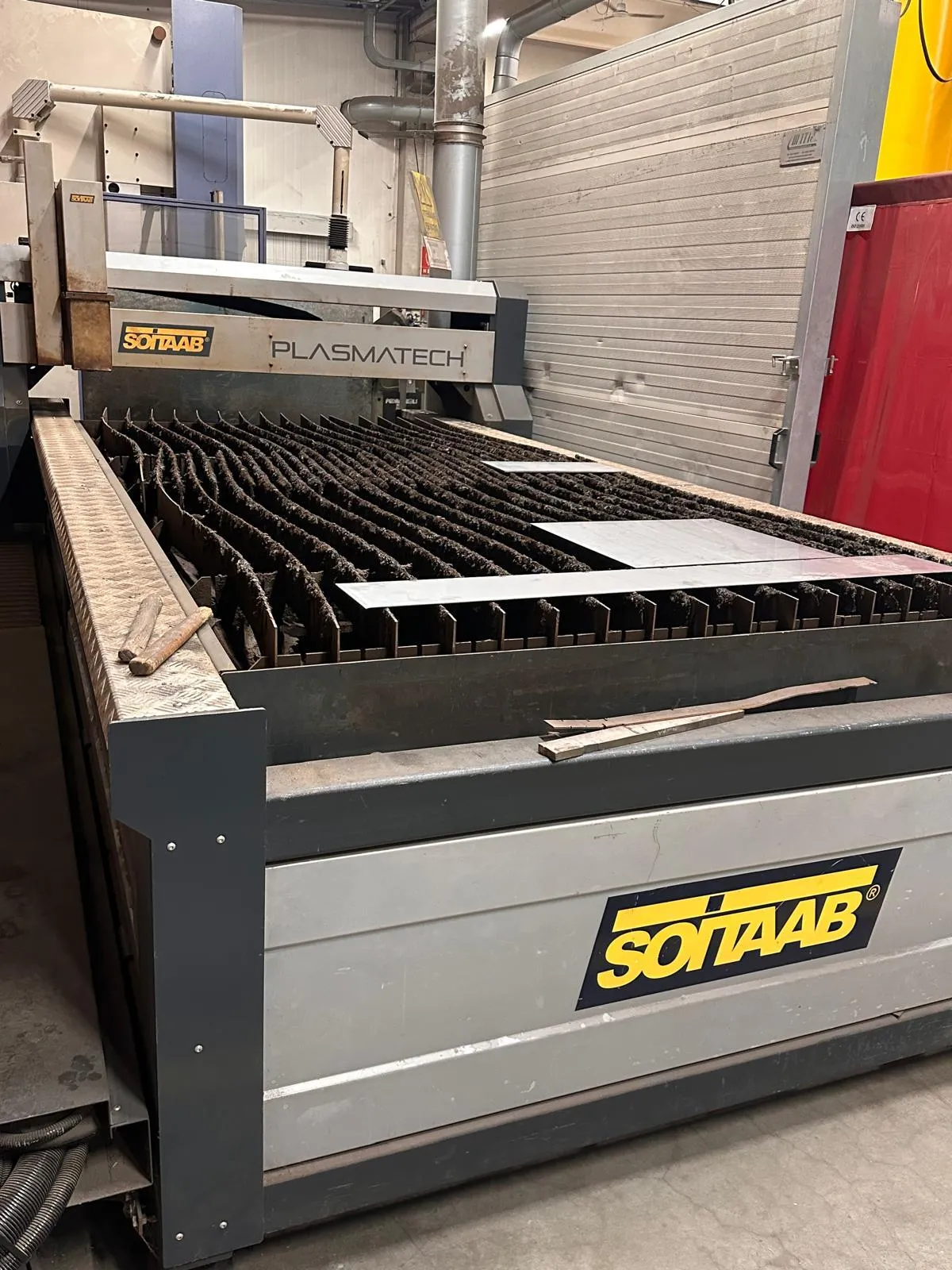 Soitaab PLASMA RED 1500×3000